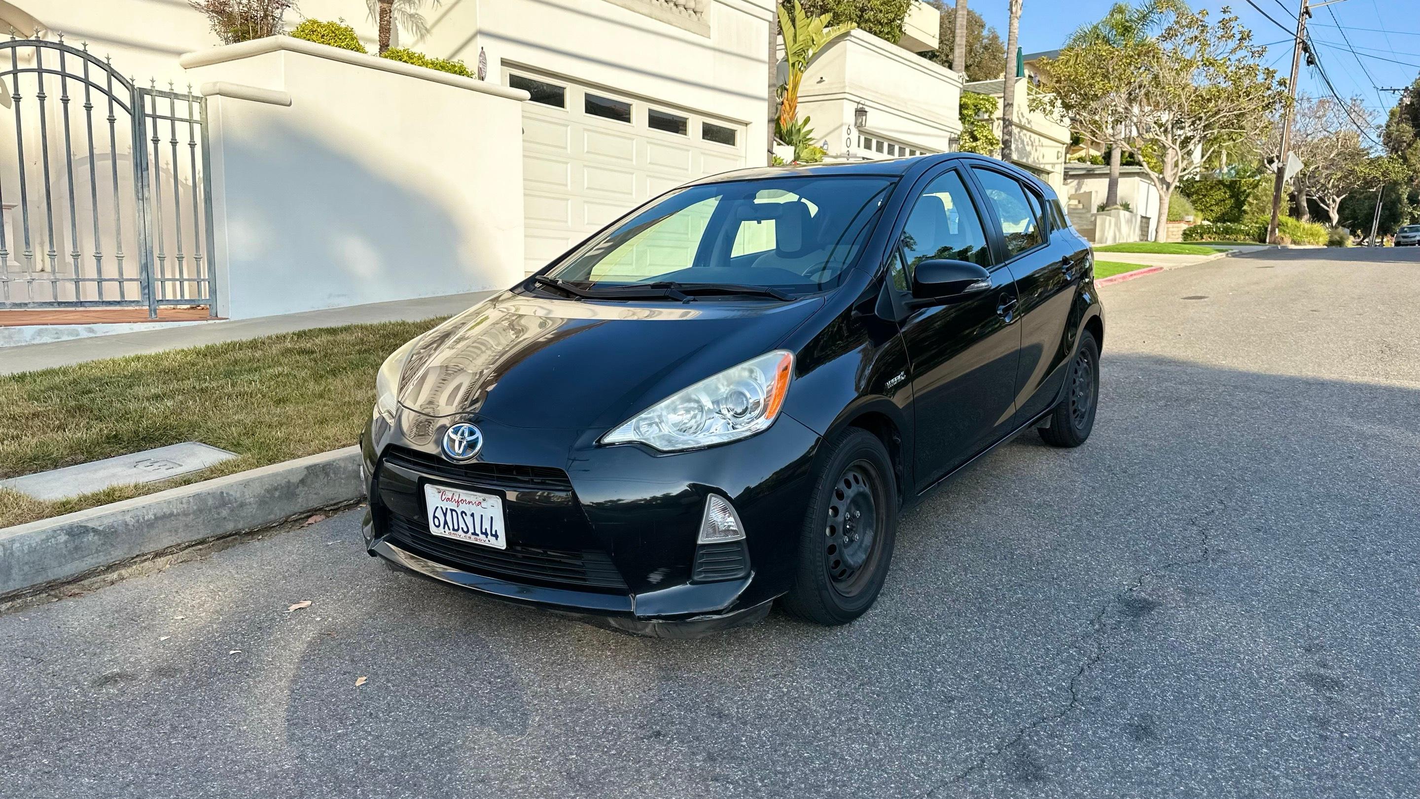 Toyota Prius c 2012 in 