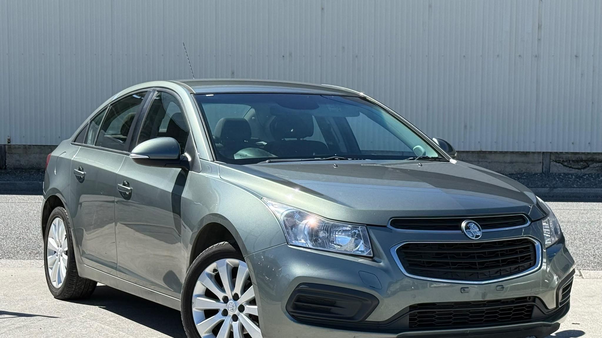 Holden CRUZE 2016 in Albion
