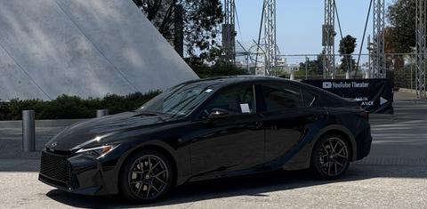 Lexus IS 2026