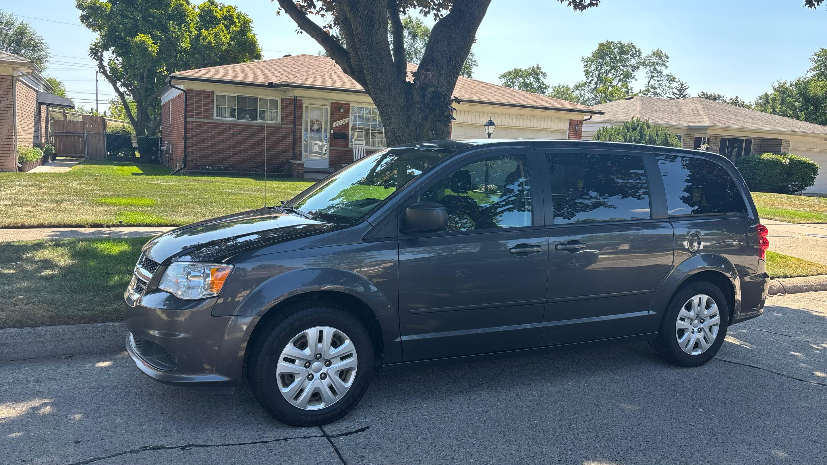 Dodge Grand Caravan 2016 in Warren, MI