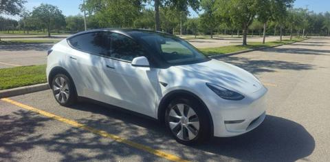 Tesla Model Y 2023