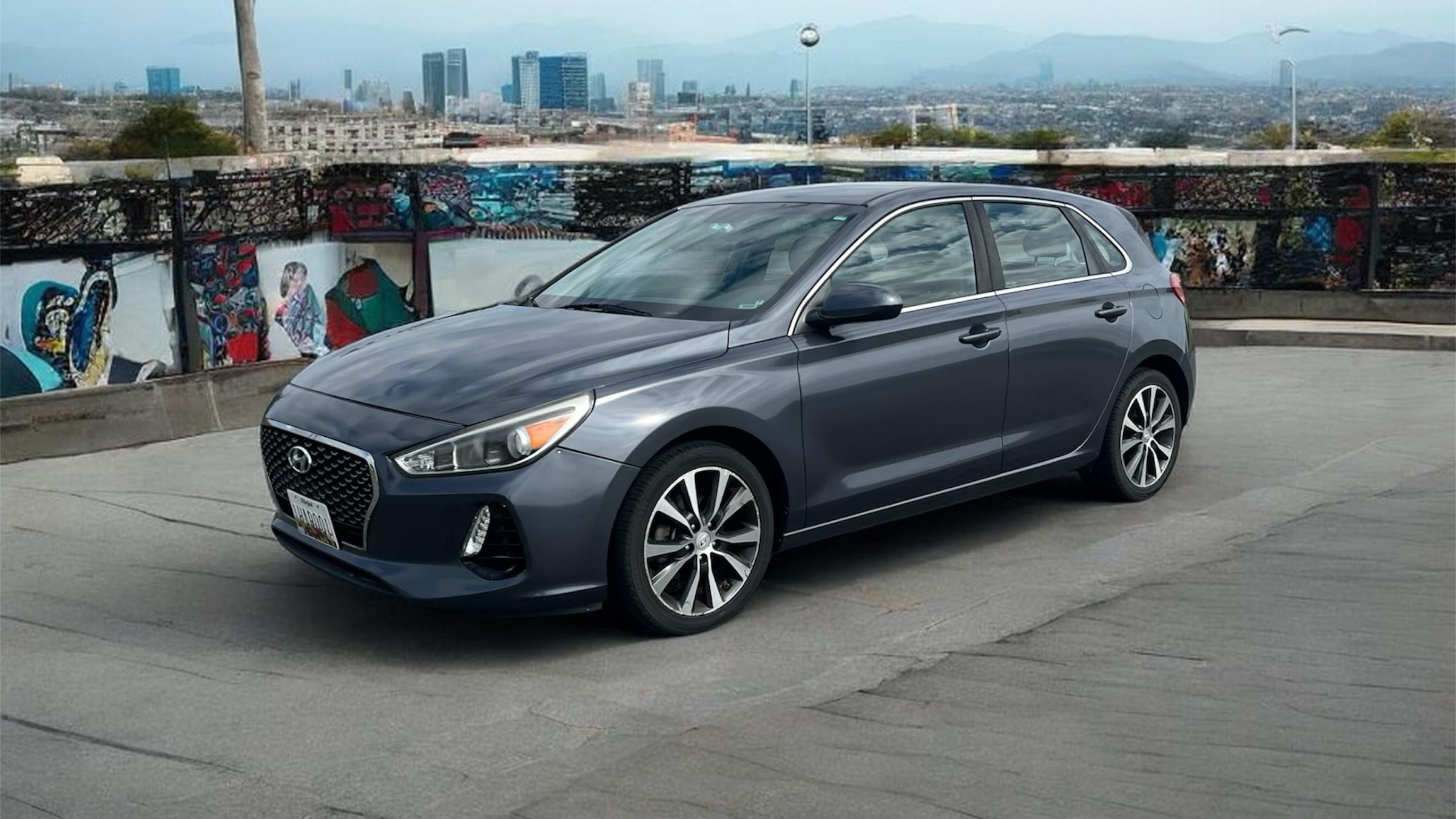 Hyundai Elantra GT 2018 in Middletown, DE