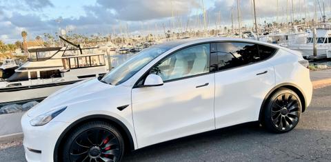 Tesla Model Y 2022