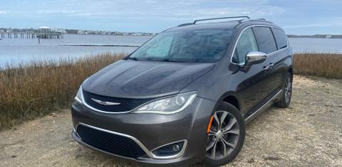Chrysler Pacifica 2017