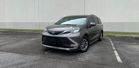 Toyota Sienna 2023