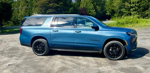 Chevrolet Suburban 2025