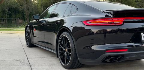 Porsche Panamera 2020