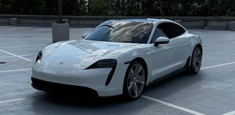 Porsche Taycan 2021