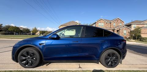 Tesla Model Y 2024