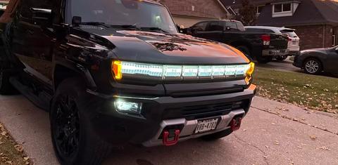 GMC HUMMER EV SUV 2024