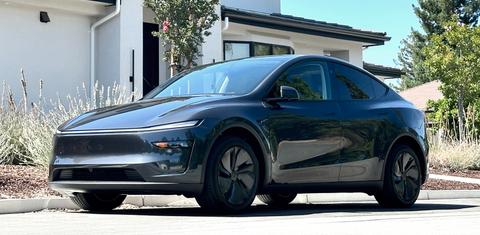 Tesla Model Y 2026