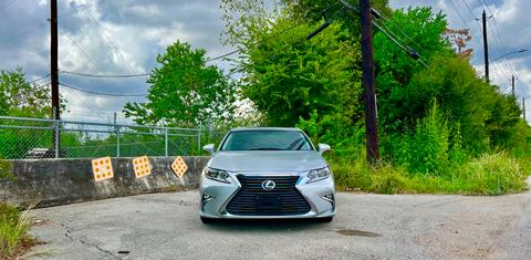 Lexus ES 2016