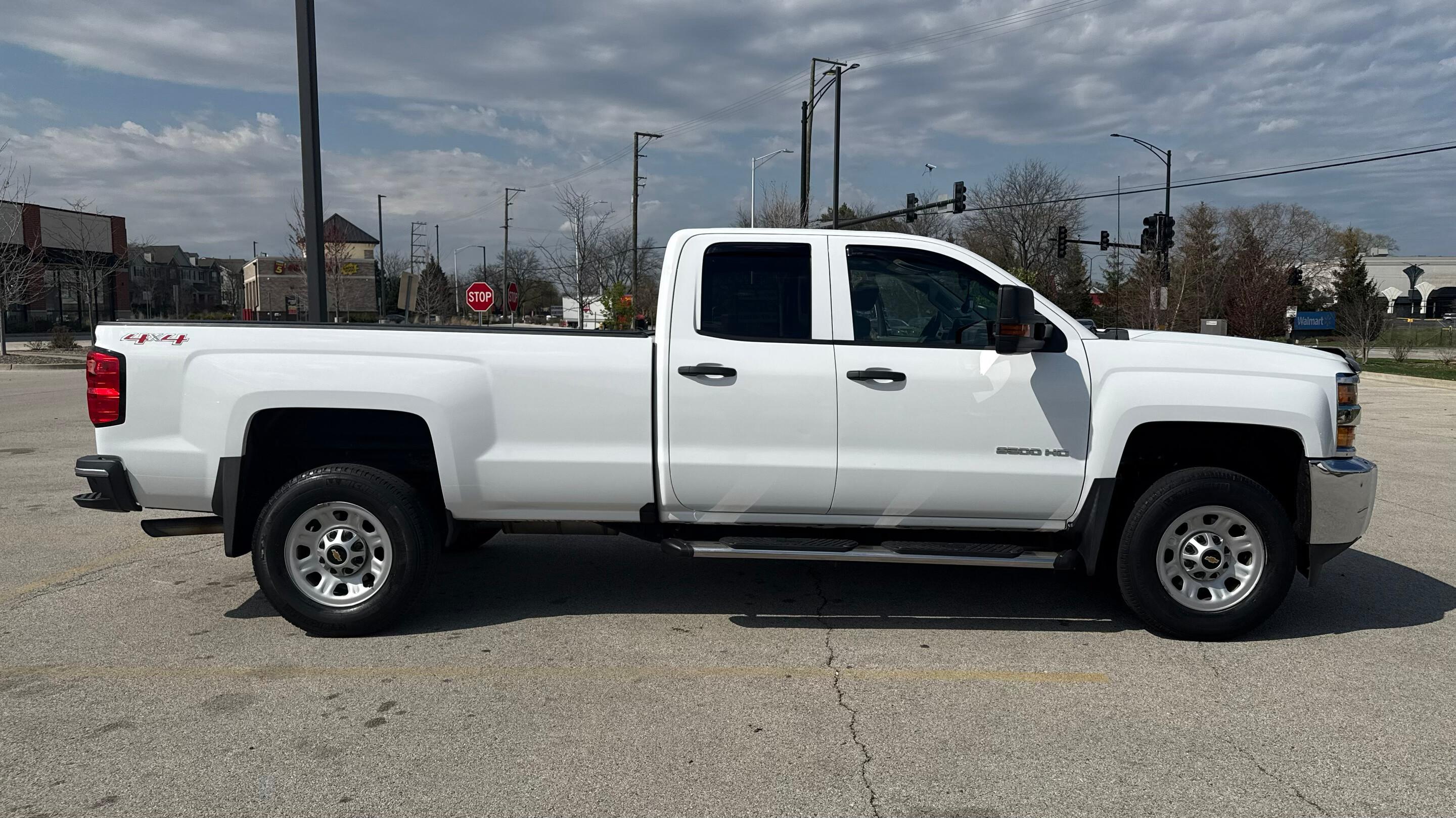 Chevrolet Silverado 2500HD 2017 in Des Plaines, IL