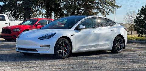 Tesla Model 3 2022