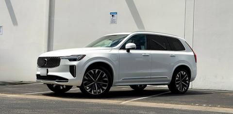 Volvo XC90 Plug-In Hybrid 2026