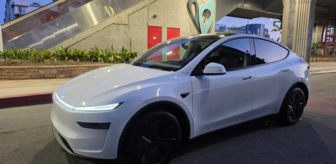 Tesla Model Y 2026