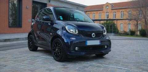 smart FORTWO 2019