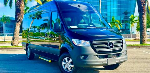 Mercedes-Benz Sprinter 2025