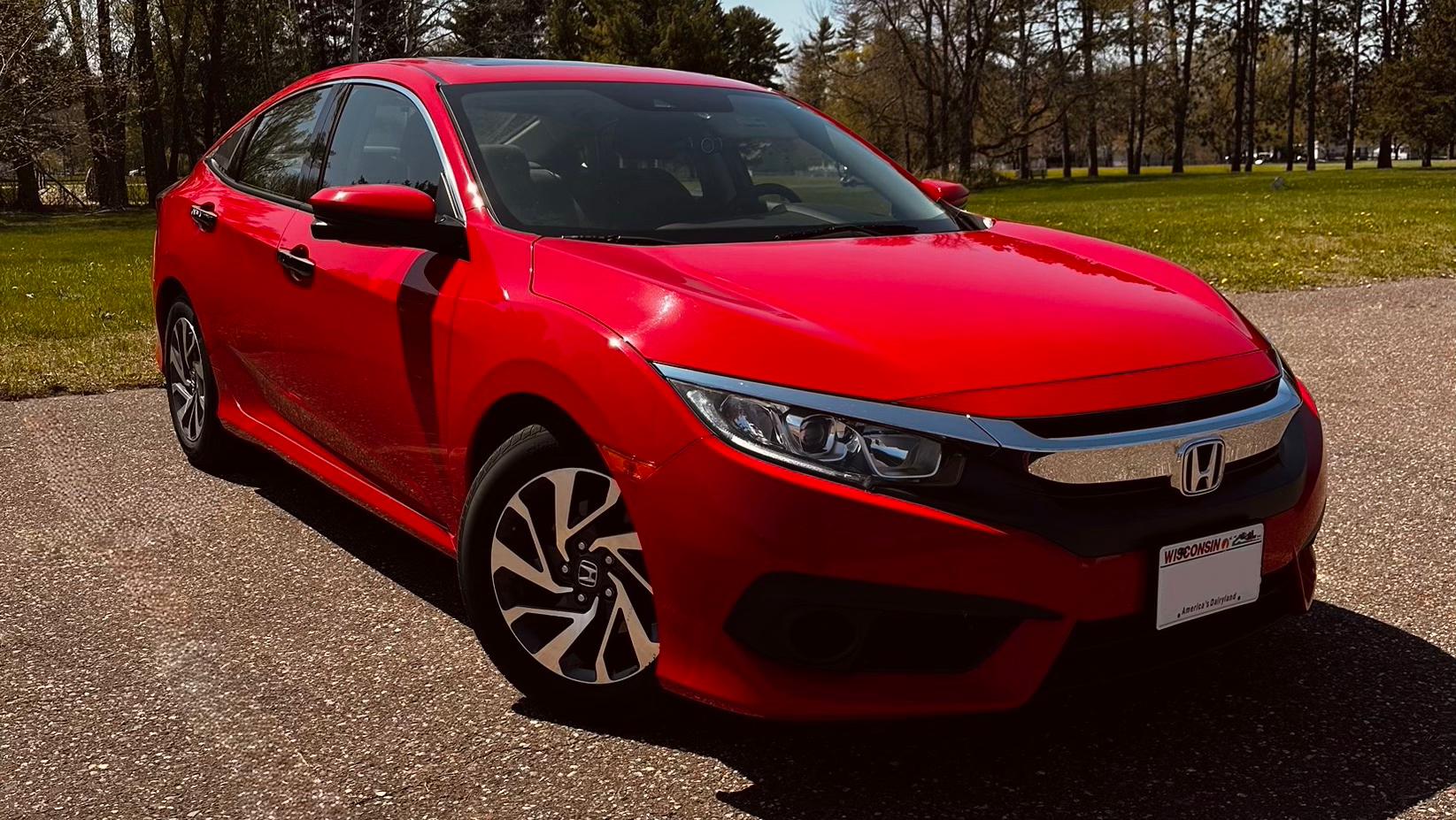 Honda Civic 2018 in Menomonie, WI