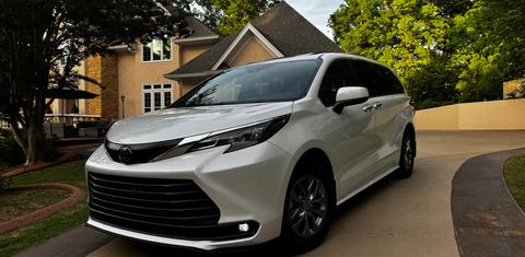 Toyota Sienna 2026