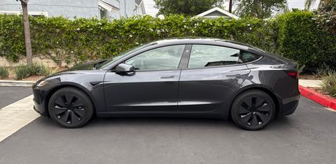 Tesla Model 3 2025