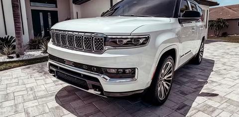 Jeep Grand Wagoneer 2023