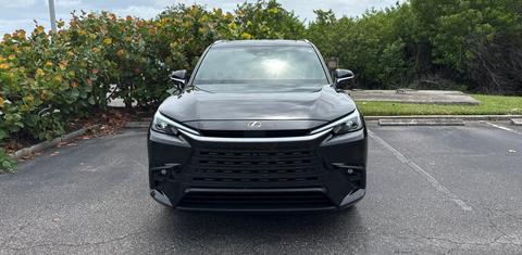 Lexus TX 2025