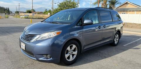 Toyota Sienna 2015
