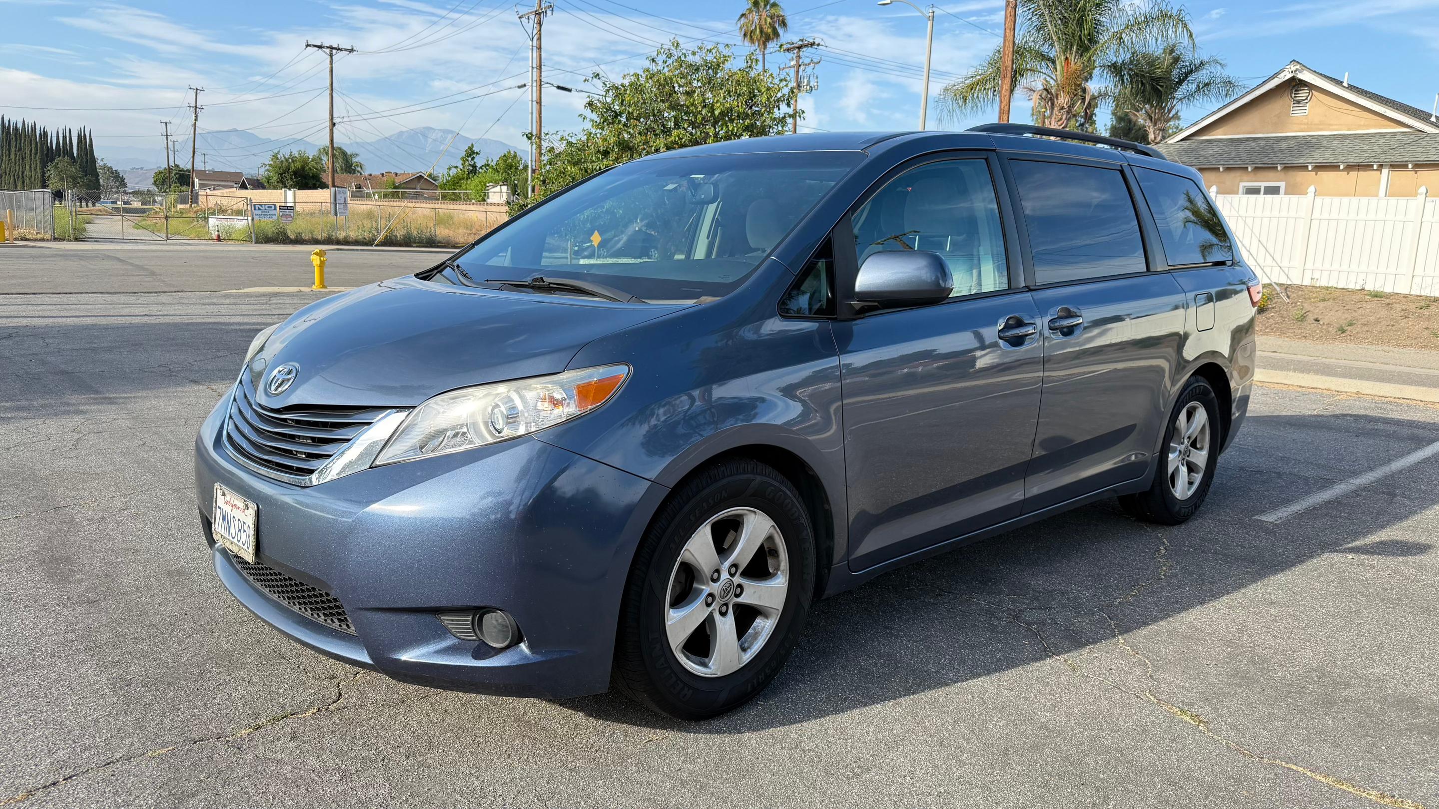 Toyota Sienna 2015 in Rancho Cucamonga, CA