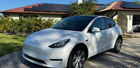 Tesla Model Y 2022