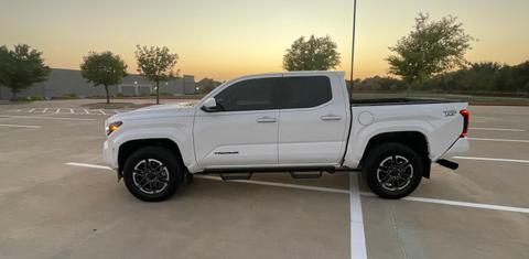 Toyota Tacoma 2024
