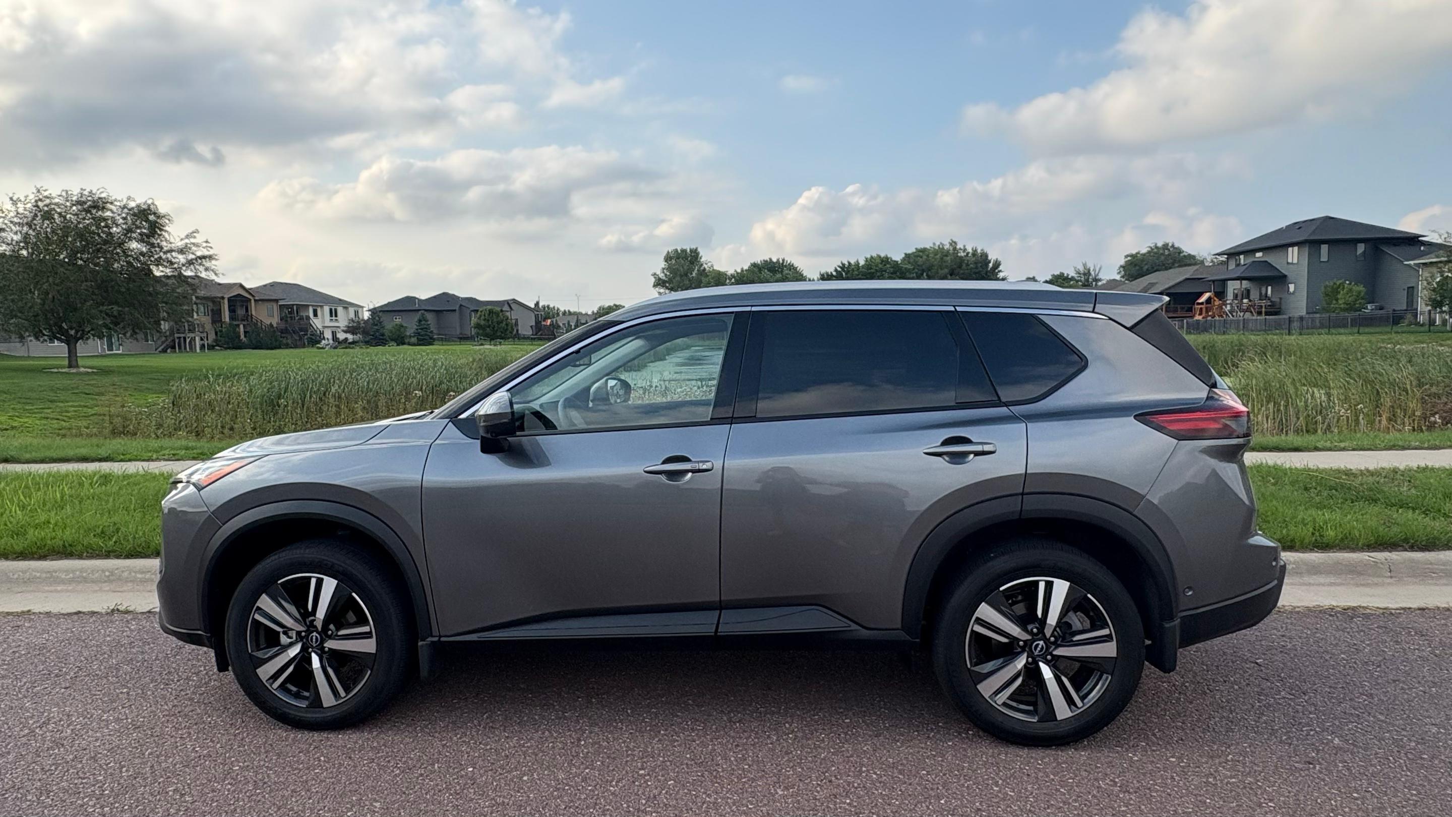 Nissan Rogue 2025 in Sioux Falls, SD