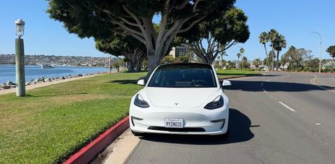 Tesla Model 3 2022