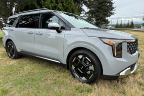 Kia Carnival Hybrid 2026 in Richmond