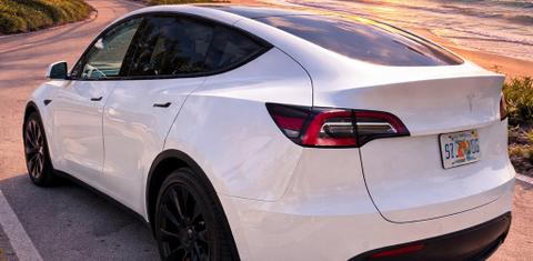 Tesla Model Y 2020