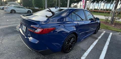 Toyota Camry Hybrid 2026