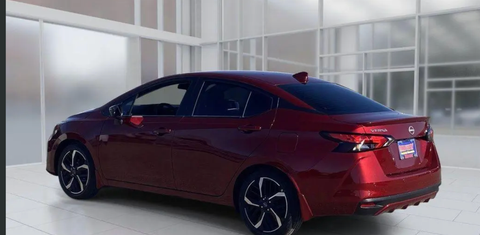 Nissan Versa 2020
