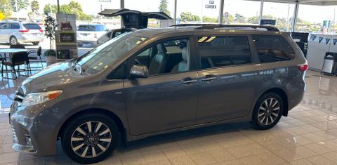 Toyota Sienna 2018