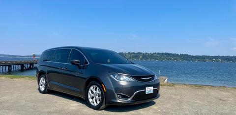 Chrysler Pacifica 2017
