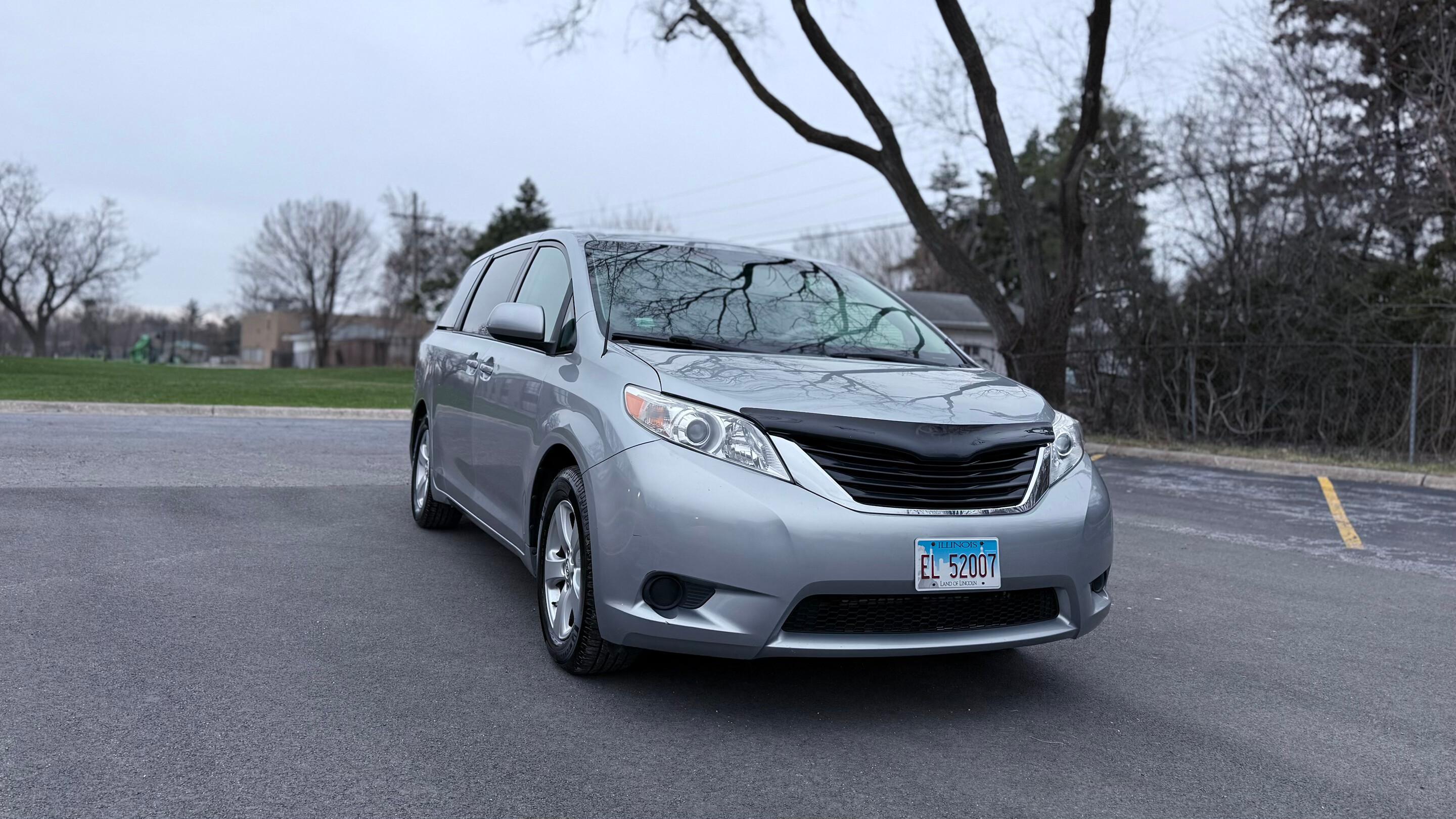 Toyota Sienna 2013 in 