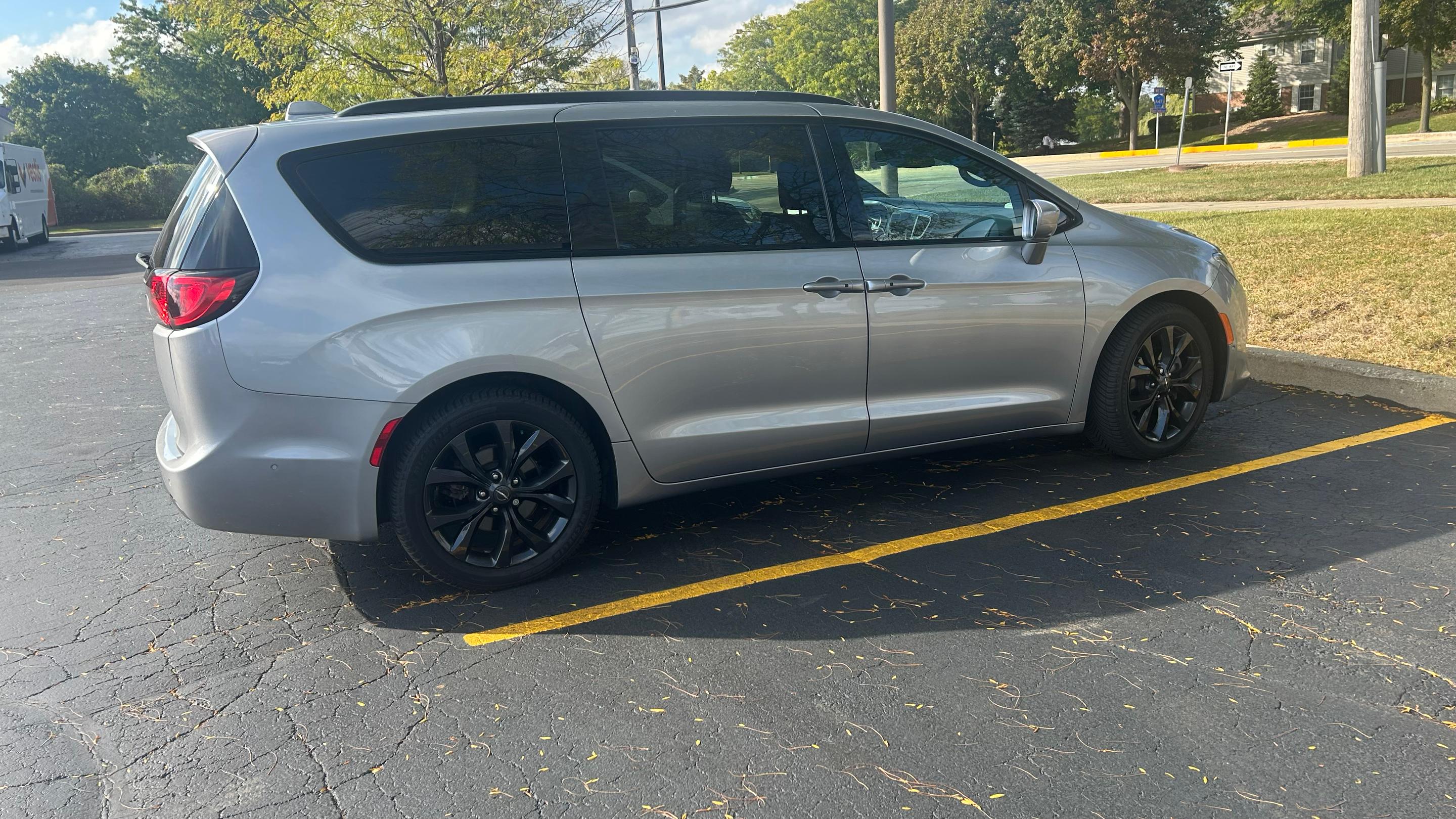 Chrysler Pacifica 2019 in Long Grove, IL