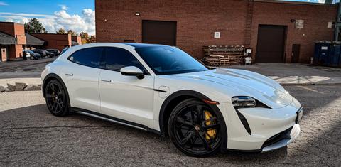 Porsche Taycan 2023