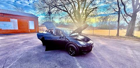 Tesla Model Y 2023