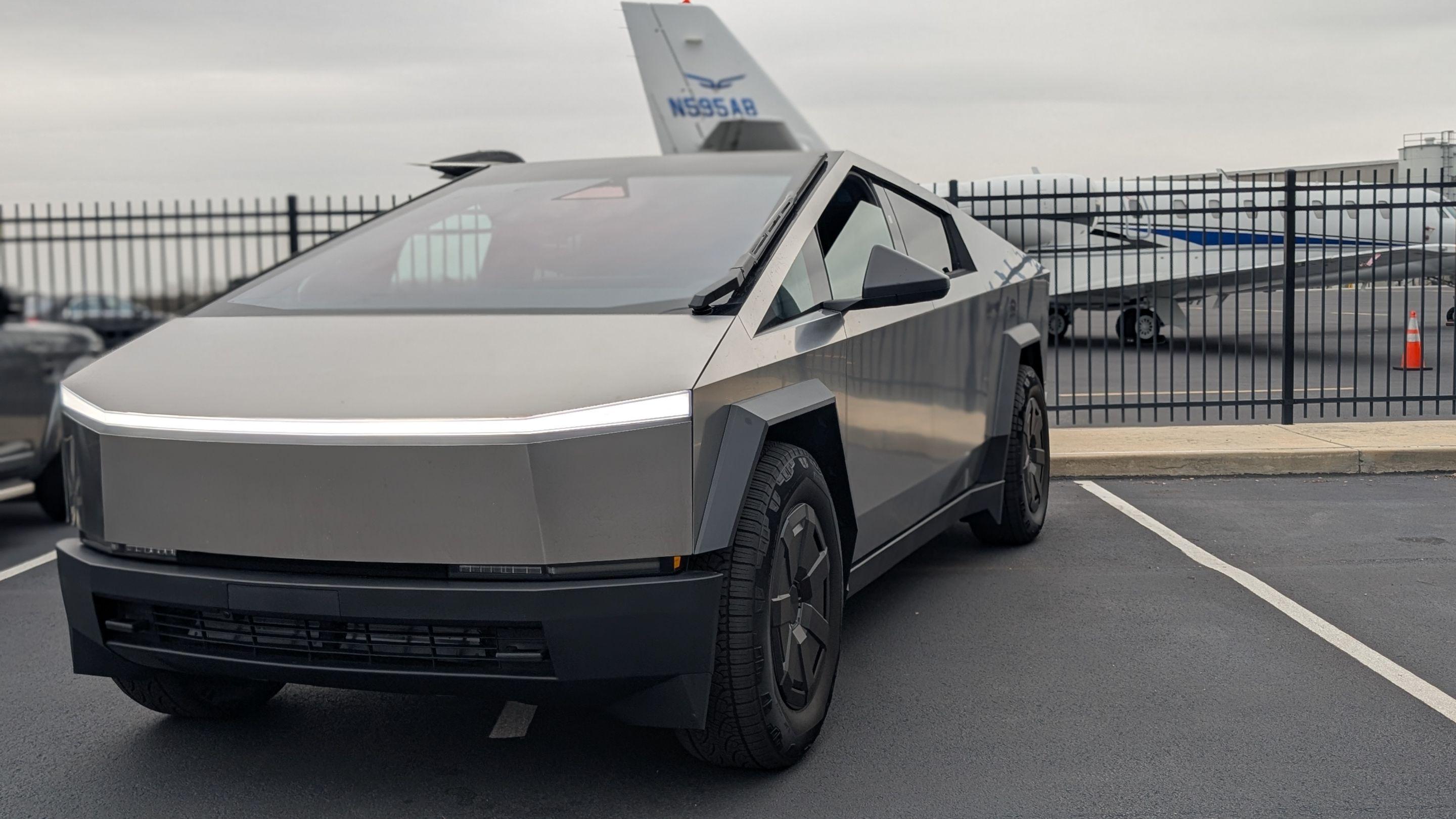 Tesla Cybertruck 2024 in 