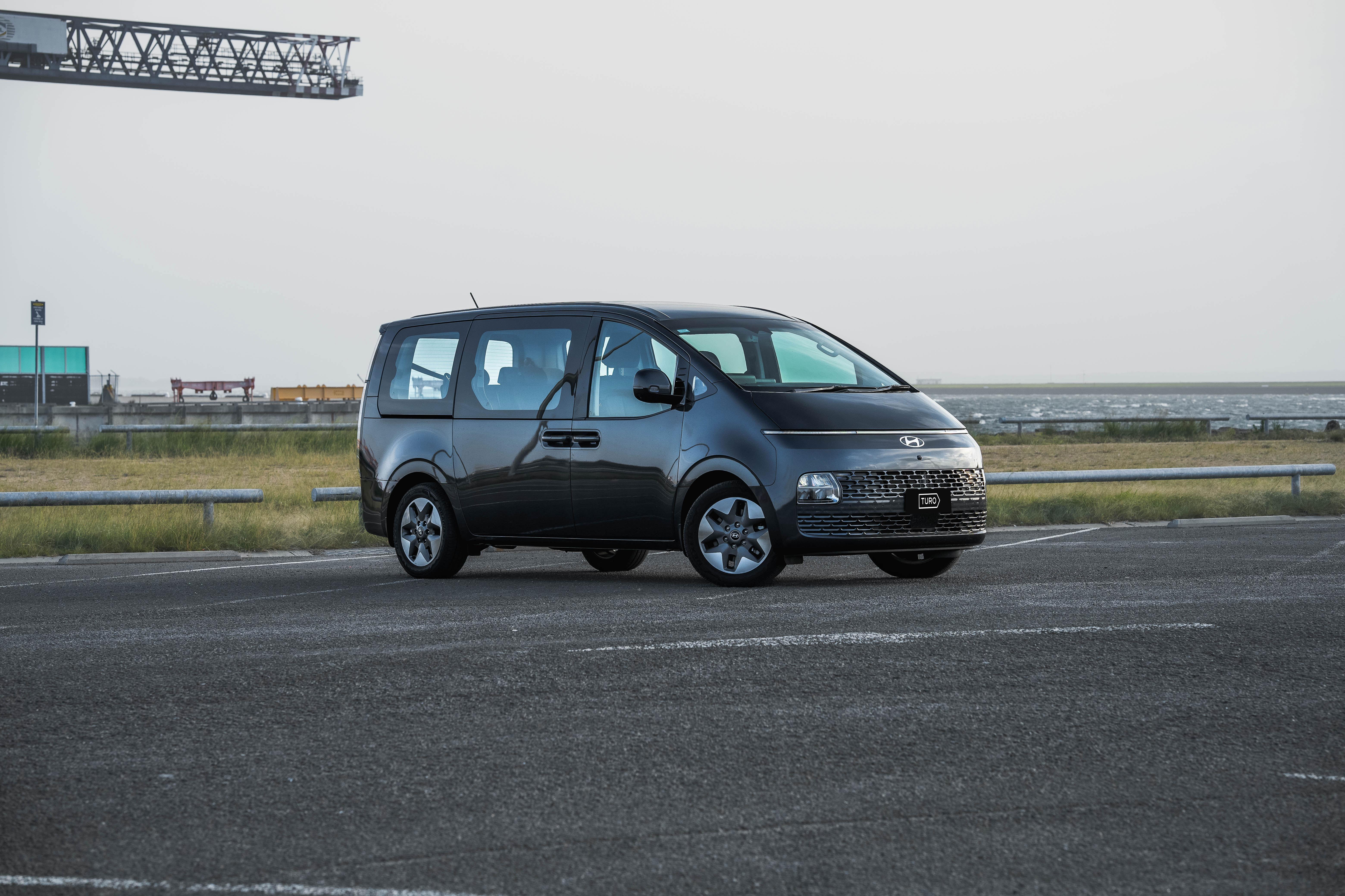 Hyundai STARIA 2024 in Hendra