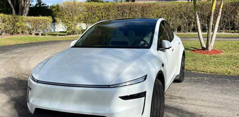 Tesla Model Y 2026