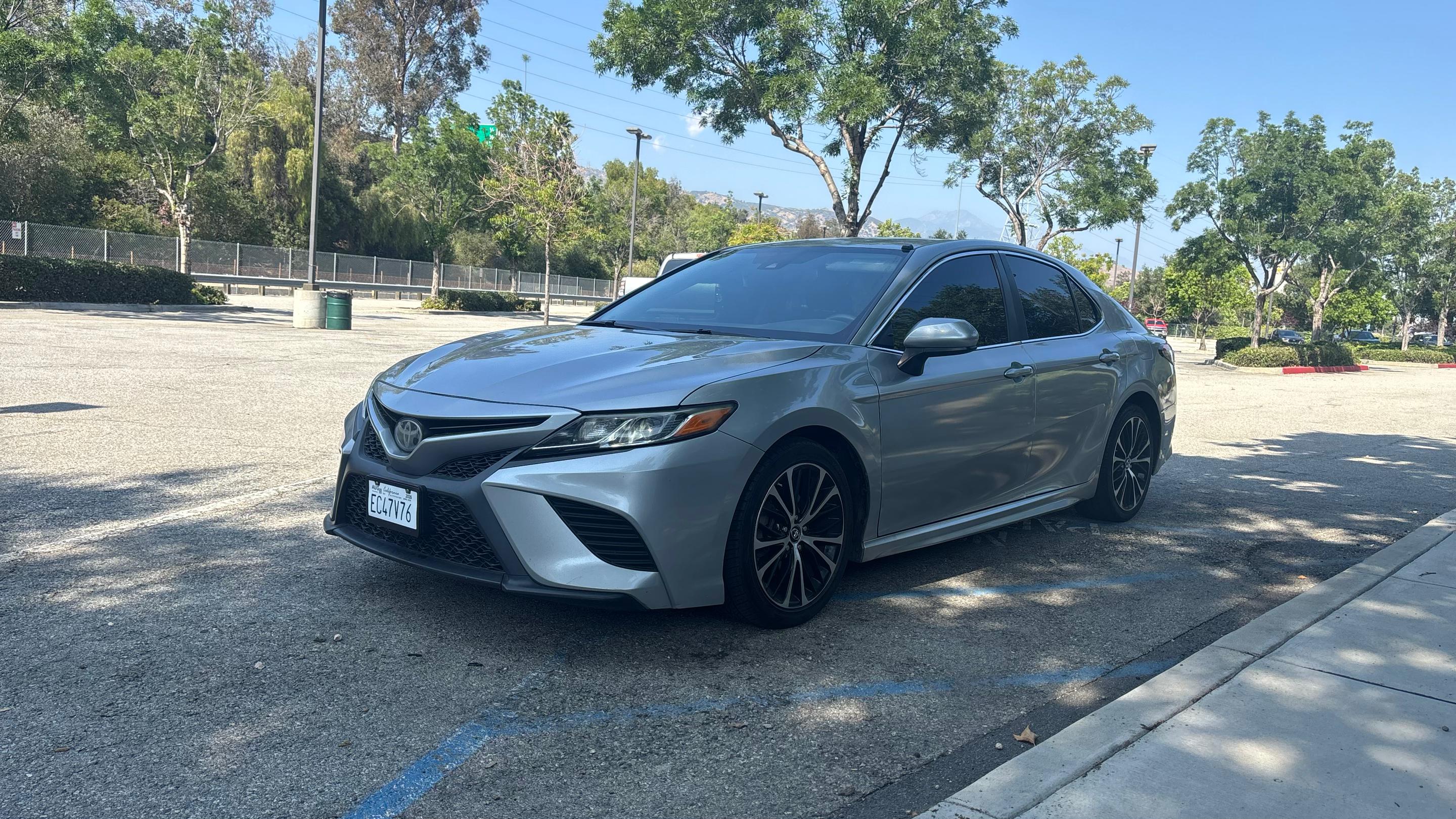 Toyota Camry 2018 in Glendora, CA
