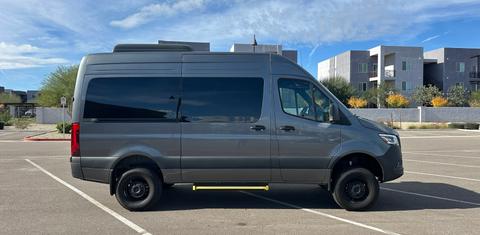 Mercedes-Benz Sprinter 2025