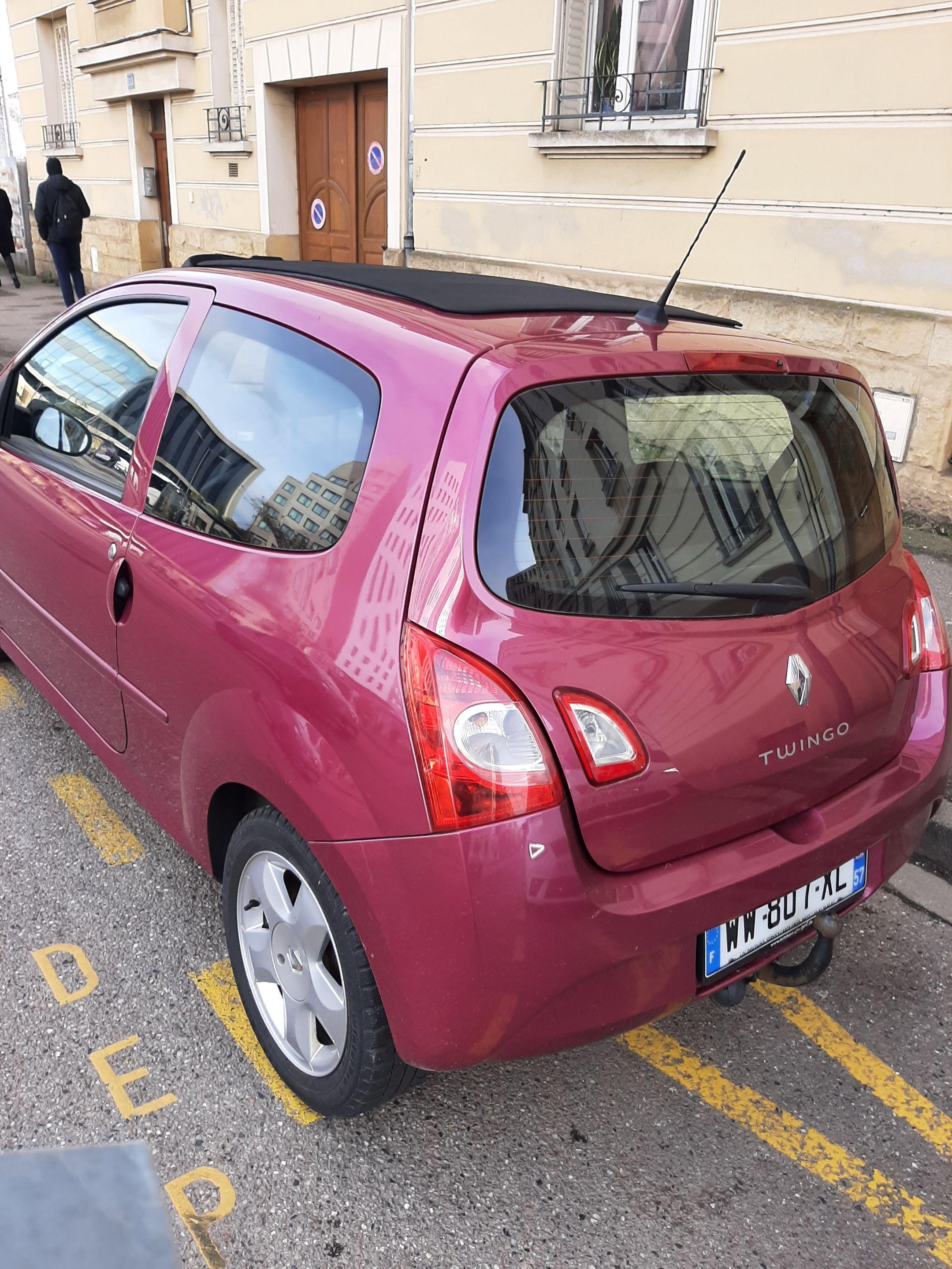 Renault TWINGO II 2013 à 