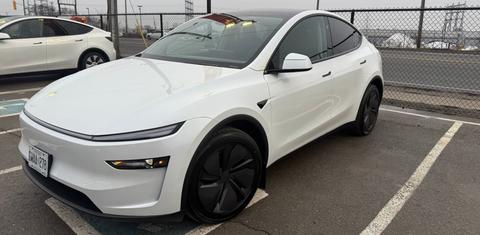Tesla Model Y 2026